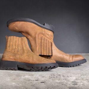 Clarks woman Tan Chelsea Work Boots - Casual Slip-On Ankle Boots